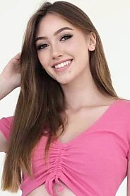 Karina Dnipro 1669575