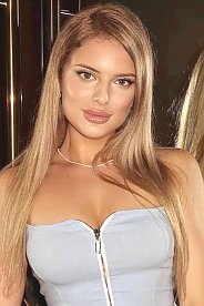 Veronika Kyiv 1903546