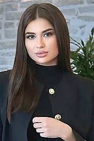 Elena Kyiv 1913858