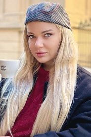 Kseniya Lviv 1919717