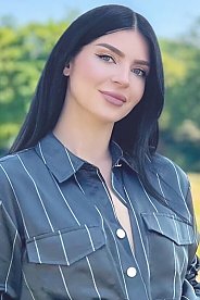 Yana Kyiv 1933894