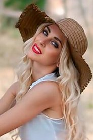 Anastasia Milan 1936547