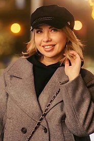Anna Kharkiv 1937994