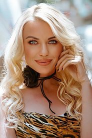 Julia Odesa 1939213