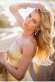 Kateryna Ottawa 1942502