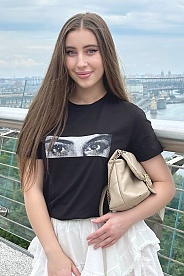 Viktoriia Kyiv 1942765