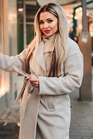 Yulia Düsseldorf 1945283