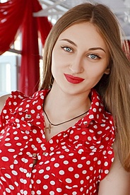 Elena Nikolaev 422358