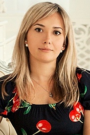 Alina Kharkov 471346